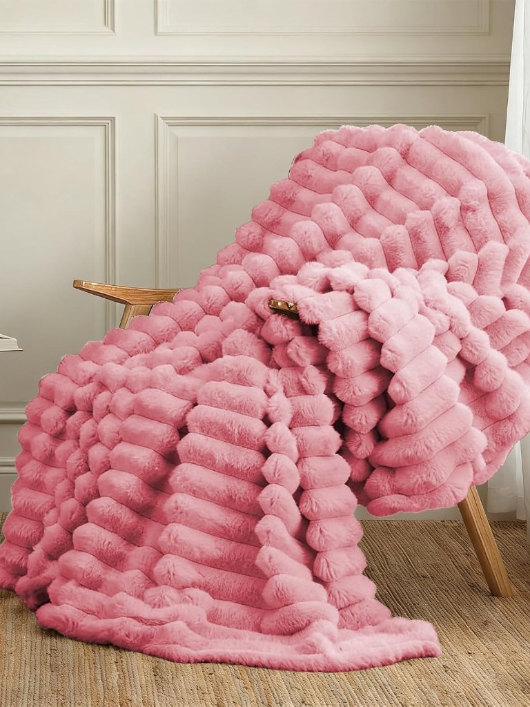 Faux Fur Throw Blanket Queen Size For Women Girl,90x90" Plush Blanket,Pink | Oek